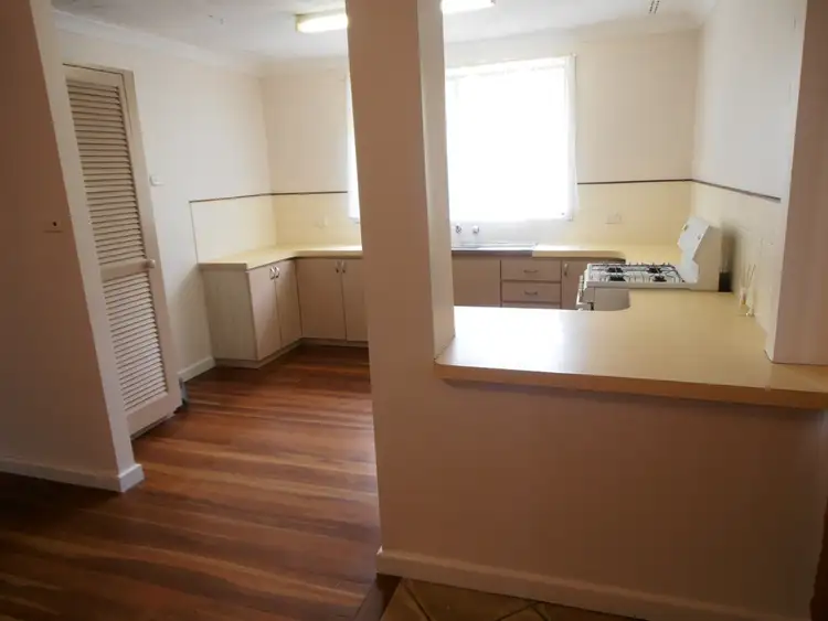 Sixth view of Homely house listing, 8 STRATTIMORE PLACE, Australind WA 6233