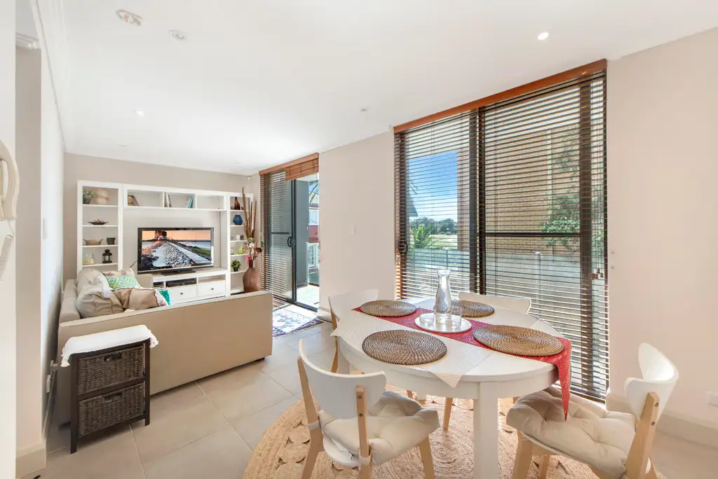 Main view of Homely apartment listing, 2/22 Clarke Street, Vaucluse NSW 2030