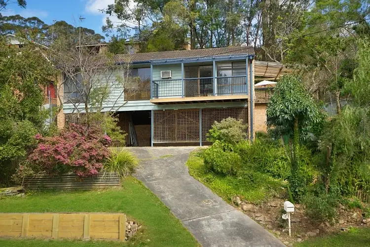 16 Orinda Avenue, North Gosford NSW 2250