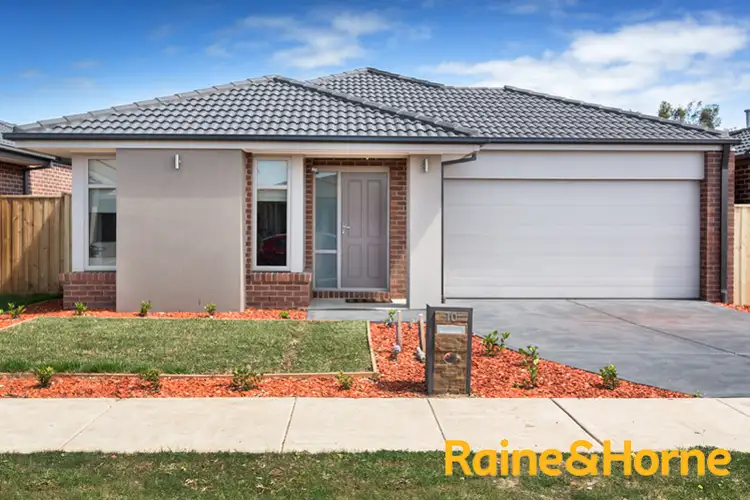 10 Livida Cct, Lyndhurst VIC 3975
