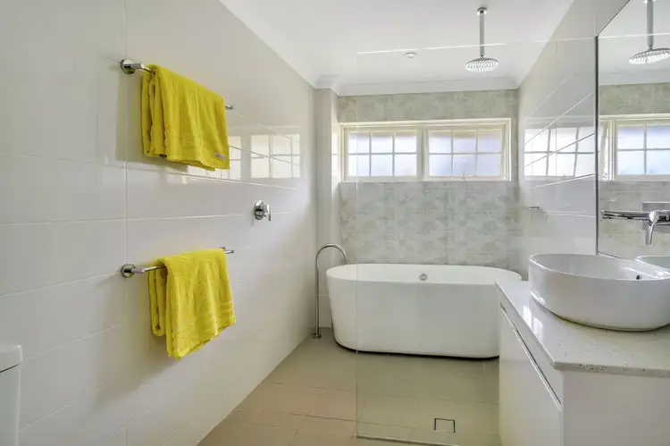 Fifth view of Homely apartment listing, 18/197-199 Pacific Highway, Lindfield NSW 2070