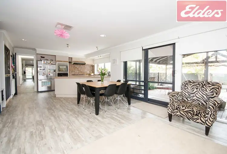 Seventh view of Homely house listing, 3 Par Court, Wodonga VIC 3690