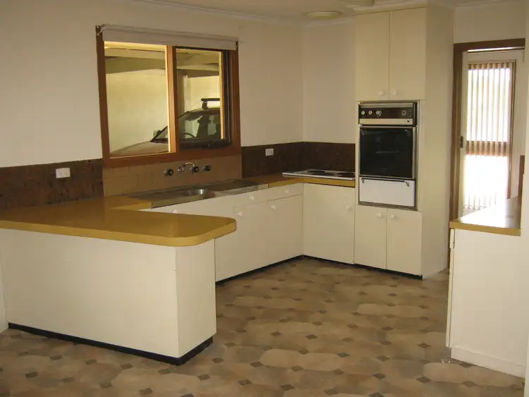 Fourth view of Homely house listing, 85 South Avenue, Bordertown SA 5268