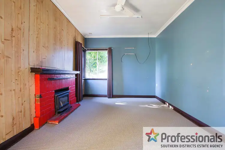 Sixth view of Homely house listing, 3 Doyle, Collie WA 6225
