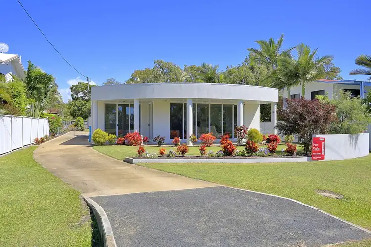 59 McIntosh Avenue, Elliott Heads QLD 4670