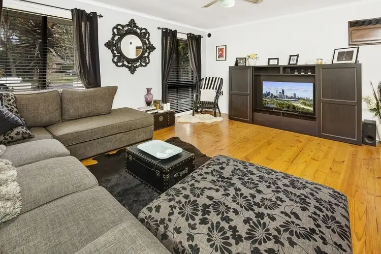 Fourth view of Homely house listing, 585 Elizabeth Drive, Sunbury VIC 3429