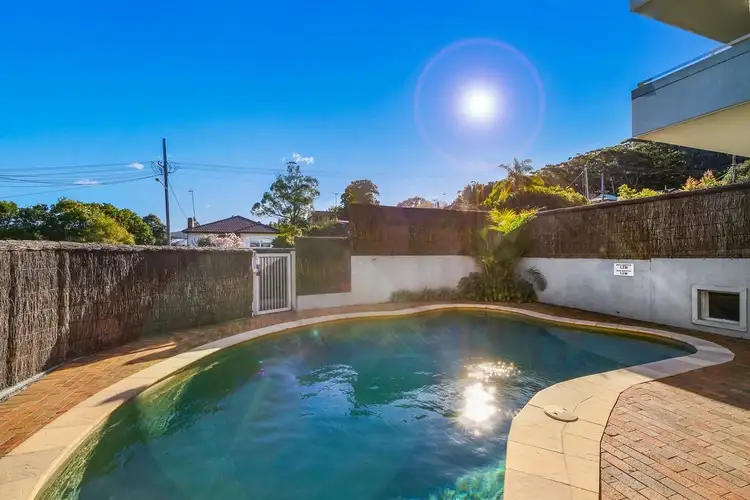 2/13-15 Moore Street, West Gosford NSW 2250