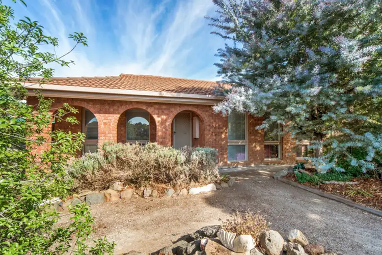 2 Medinah Close, Sunbury VIC 3429