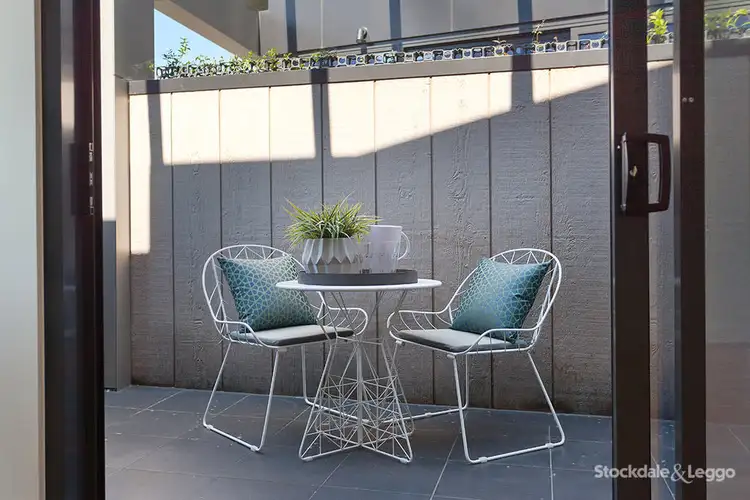 Fifth view of Homely apartment listing, 203/2 Kingsley Street, Elwood VIC 3184