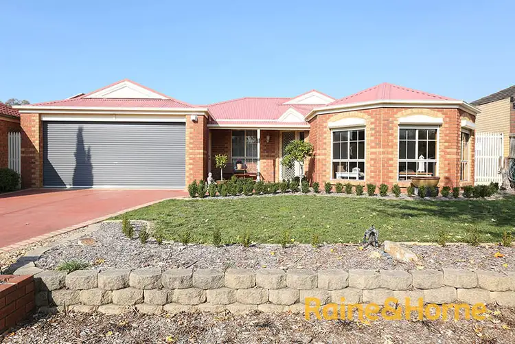 16 Hillston Court, Narre Warren South VIC 3805