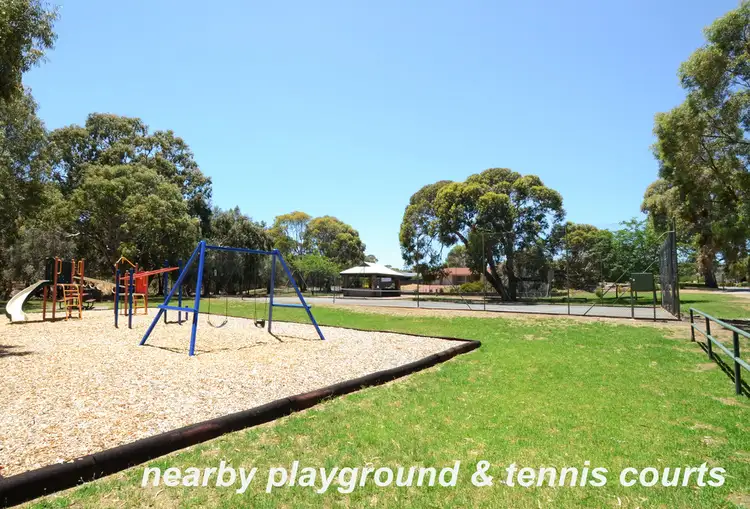Sixth view of Homely house listing, 2 Paxton Mews, Onkaparinga Hills SA 5163