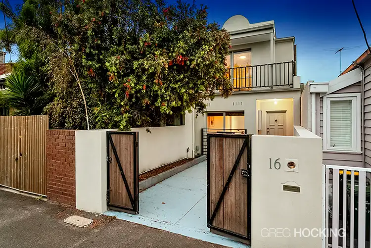 16 Ingles Street, Port Melbourne VIC 3207