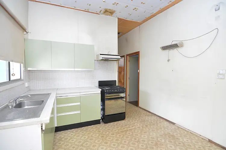 Second view of Homely house listing, 16 Westcliffs Avenue, Red Cliffs VIC 3496
