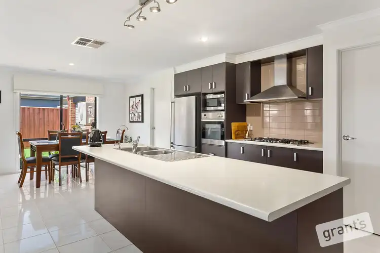 Fifth view of Homely house listing, 3 Olivia Court, Pakenham VIC 3810