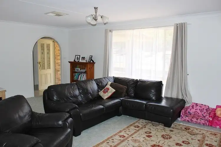 Second view of Homely house listing, 33 Overlanders Way, Tamworth NSW 2340