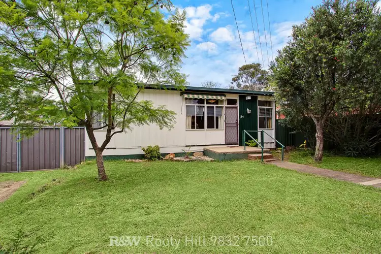 24 Guildford Road, Cambridge Park NSW 2747