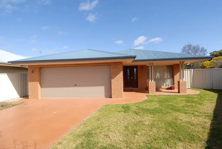 Main view of Homely house listing, 5 Thomas Court, Deniliquin NSW 2710