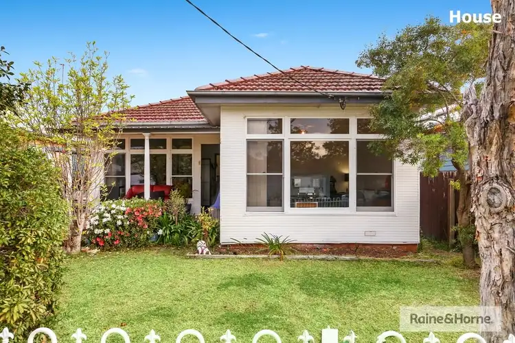 22 Birdwood Avenue, Umina Beach NSW 2257