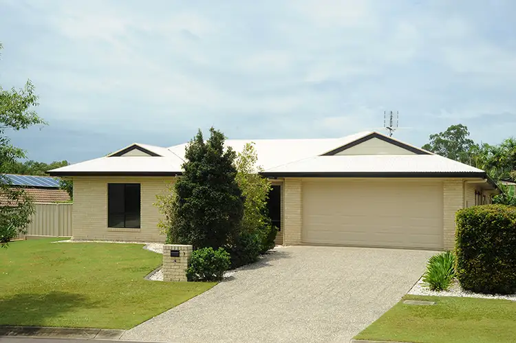 3 Gloria Close, Glass House Mountains QLD 4518