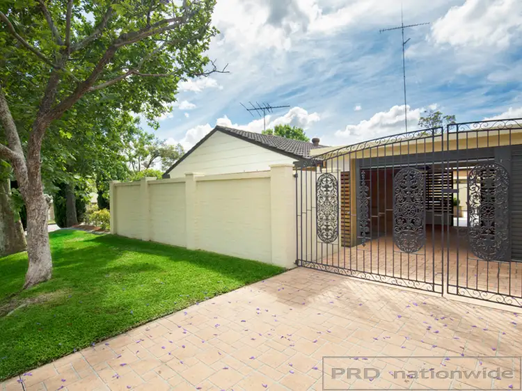 Second view of Homely house listing, 2/24 De Lisle Crescent, Metford NSW 2323