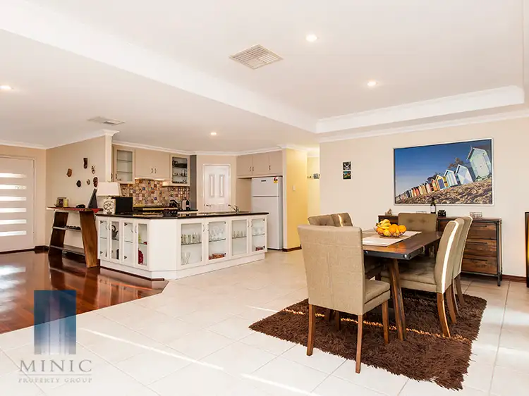 12 Doomben Court, Willetton WA 6155
