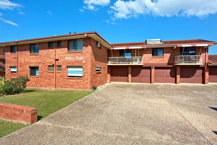 2/13 Meredith Street, Redcliffe QLD 4020