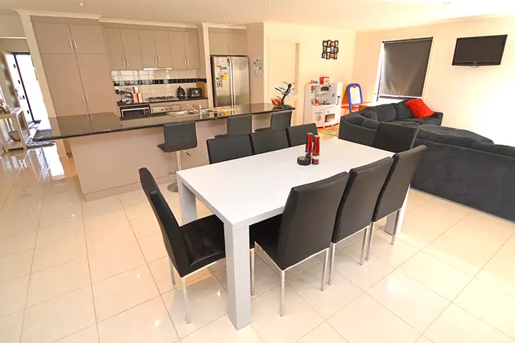 Fifth view of Homely house listing, 1 Stanford Rise, Mildura VIC 3500