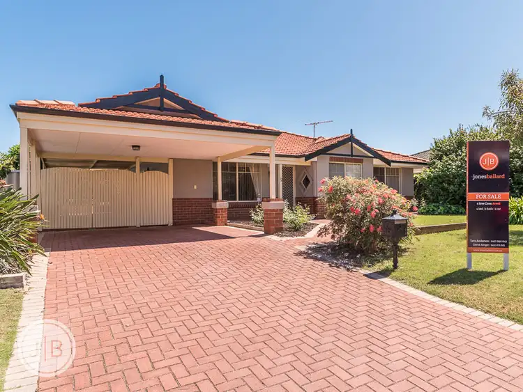 9 Bree Close, Atwell WA 6164