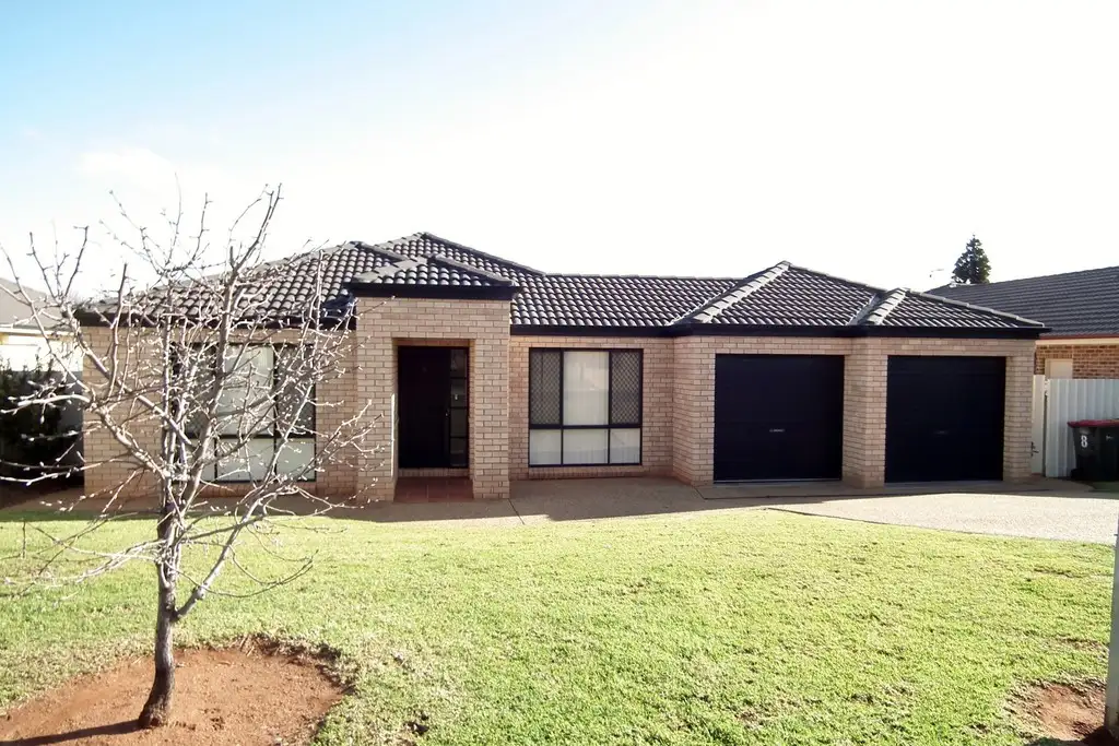 Main view of Homely house listing, 8 Nelson Drive, Griffith NSW 2680