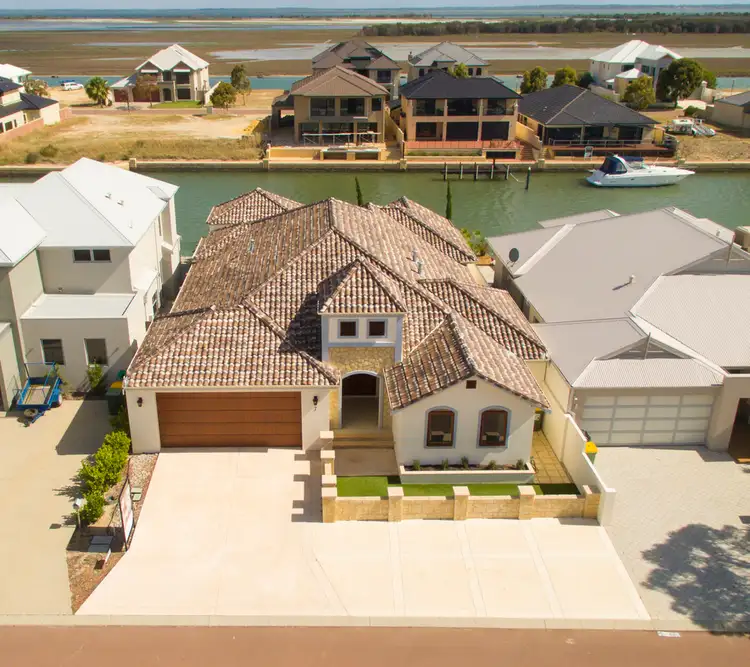 7 Twilight Court, Mandurah WA 6210