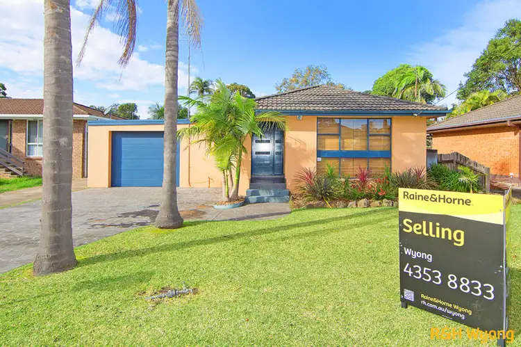 14 Windsor Road, Berkeley Vale NSW 2261