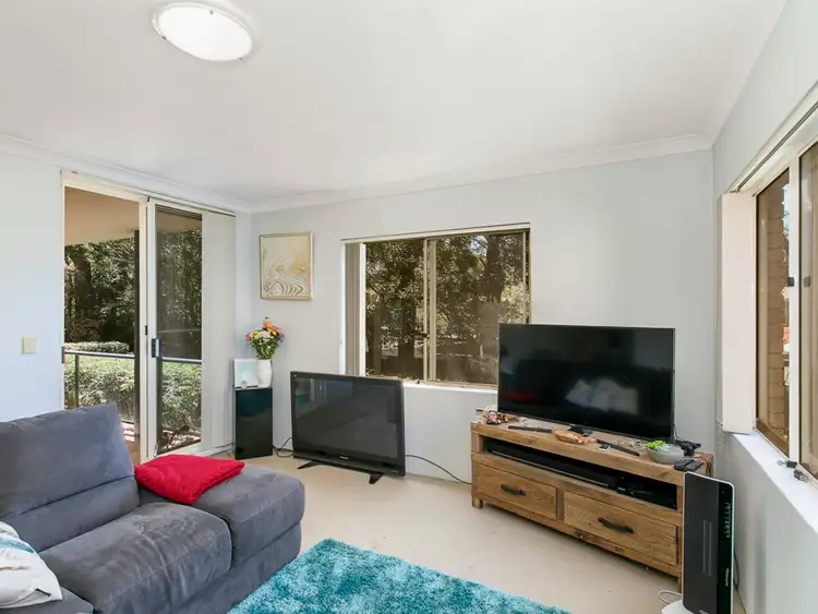Second view of Homely unit listing, 17/21-27 Holborn Ave, Dee Why NSW 2099