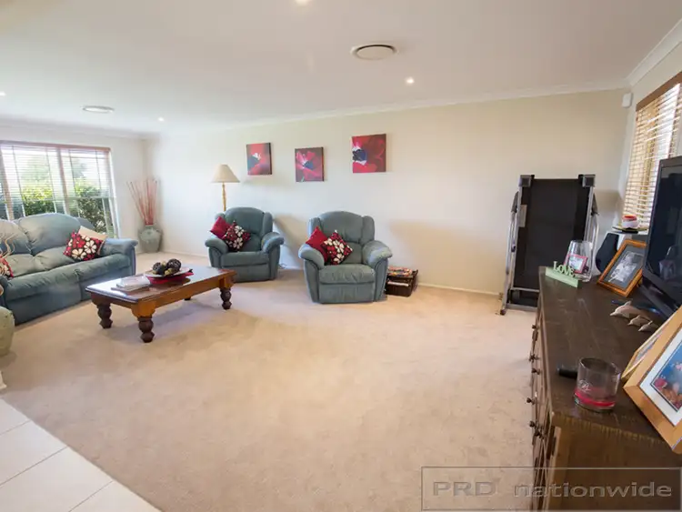 Fourth view of Homely house listing, 15 Holliday Close, Rutherford NSW 2320