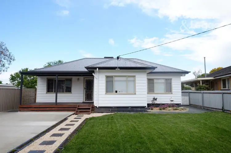 33 MacKellar Crescent, Mooroopna VIC 3629