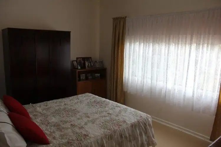 Fifth view of Homely house listing, 38 Cunningham Street, Merredin WA 6415