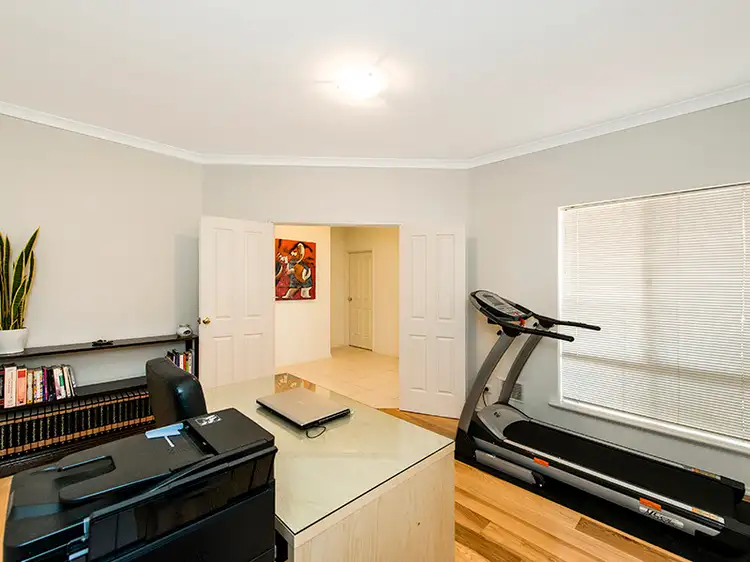 Fourth view of Homely house listing, 2/32-34 McKimmie Road, Palmyra WA 6157