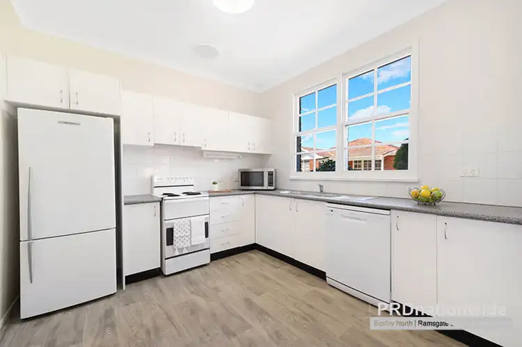 Third view of Homely villa listing, 2/62-66 Chuter Avenue, Ramsgate Beach NSW 2217