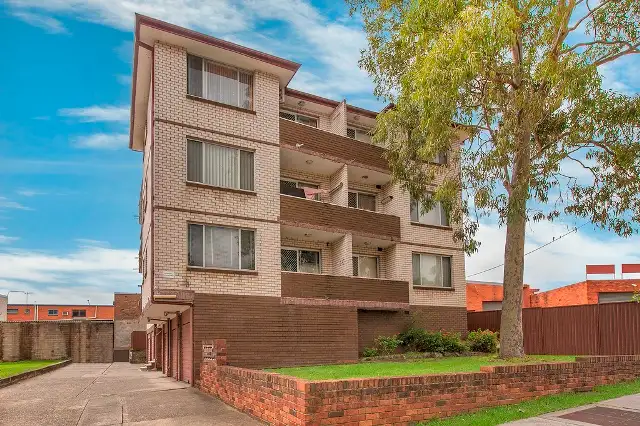 4/1-3 Charles Street, Liverpool NSW 2170