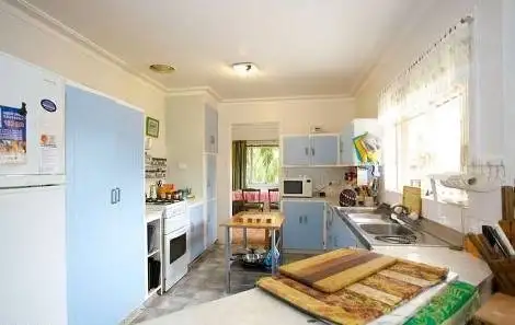 Fifth view of Homely house listing, 32 Dunns Terrace, Scarborough QLD 4020