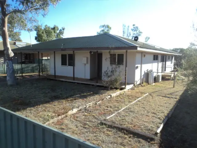 18 Main Street, Meekatharra WA 6642