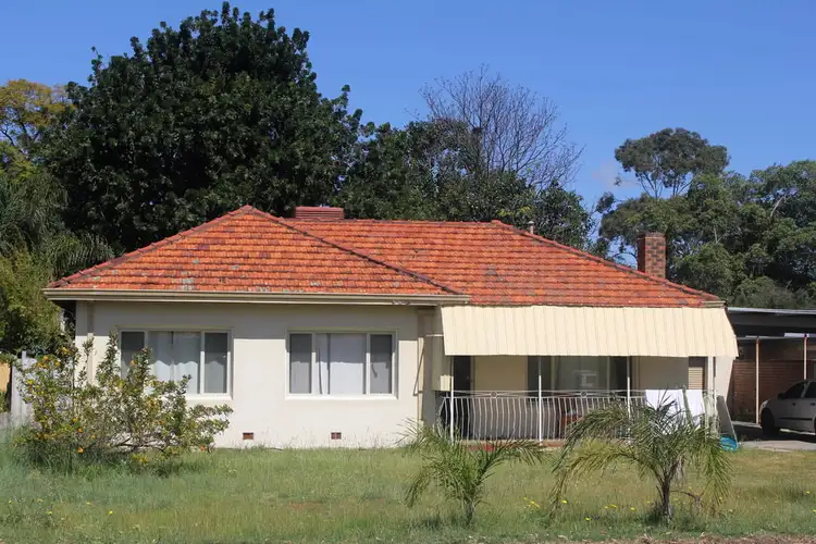 Fifth view of Homely house listing, 376 ABERNETHY ROAD, Cloverdale WA 6105