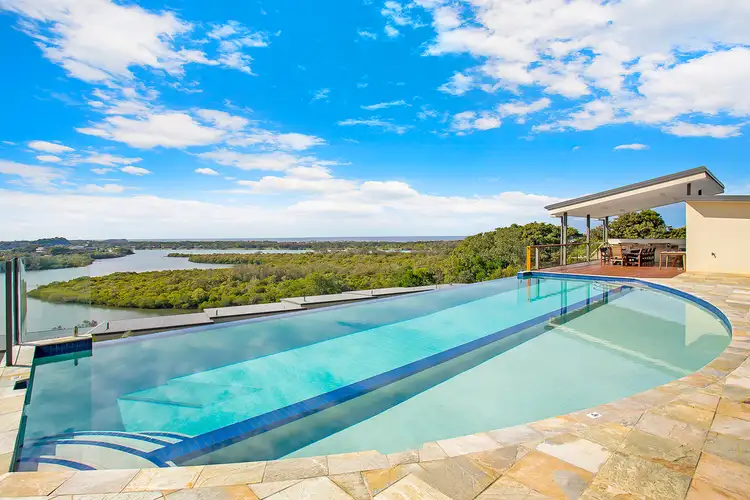 Main view of Homely townhouse listing, 15/24 Seaview Drive, Banora Point NSW 2486
