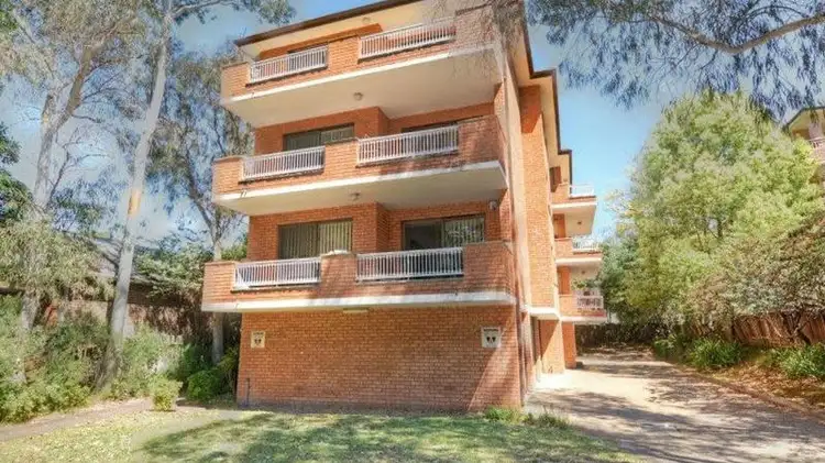 4/81-83 Dora Street, Hurstville NSW 2220