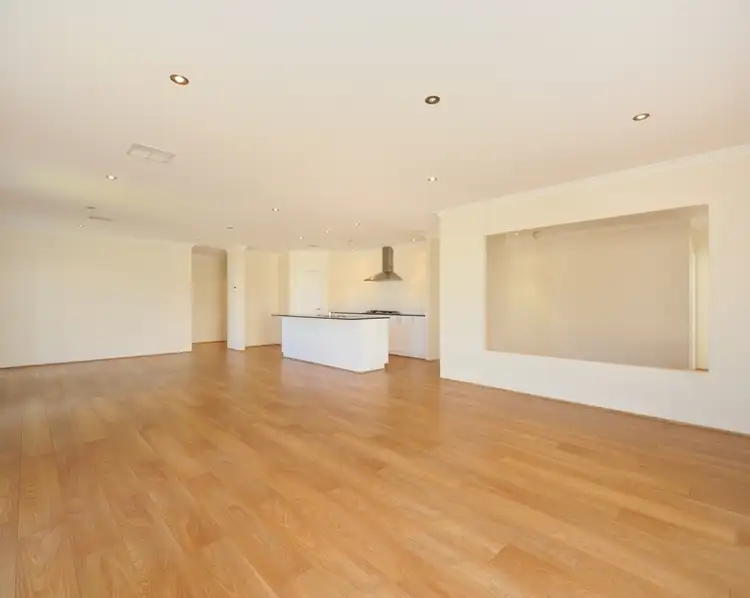 Fifth view of Homely house listing, 10 Snowflake Approach, Baldivis WA 6171