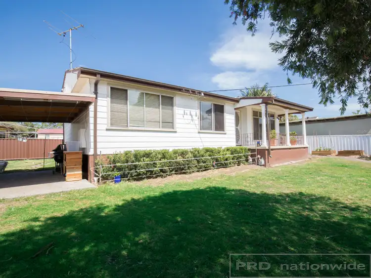 11 Yarrum Ave, Beresfield NSW 2322