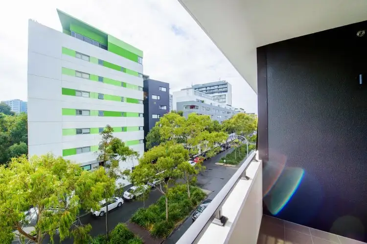 420/1 Hutchinson Walk, Zetland NSW 2017