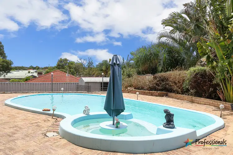 15 Lagoon Heights, Ballajura WA 6066