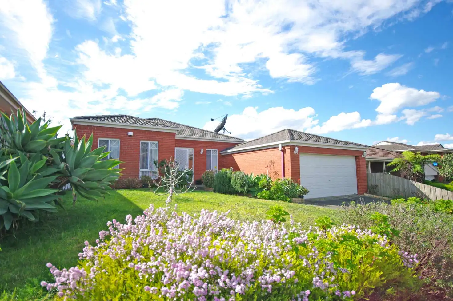 Main view of Homely house listing, 31 Maryrose Crescent, Endeavour Hills VIC 3802