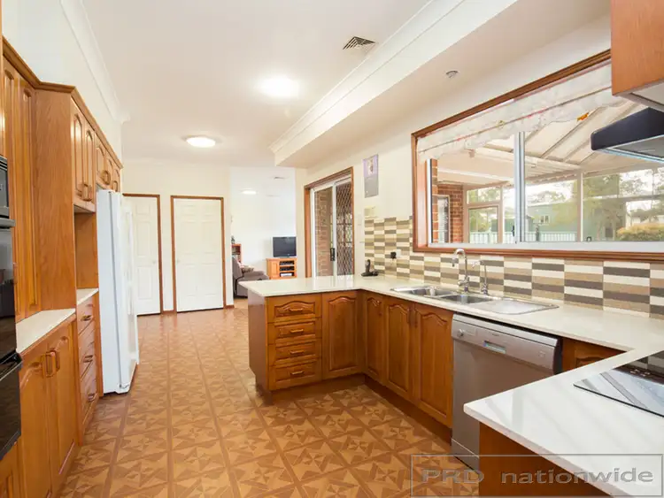 Sixth view of Homely house listing, 11 Willovale Dr, Bolwarra Heights NSW 2320