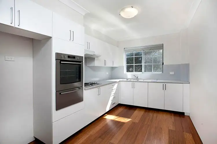Main view of Homely unit listing, 3/1072-1076 Old Princes Highway, Engadine NSW 2233